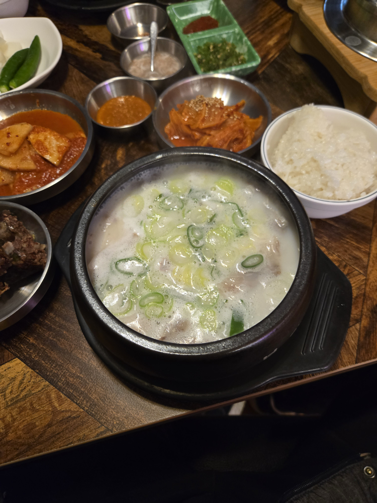 볼매 순돼집 3