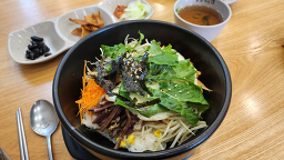 Gimbapcheonguk (김밥천국) 1