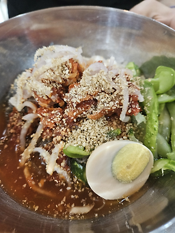 Hamheungmyeonok (함흥면옥) 2