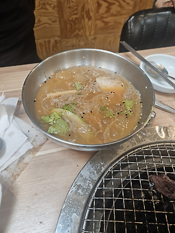 Sagyejeolgalbi (사계절갈비) 3