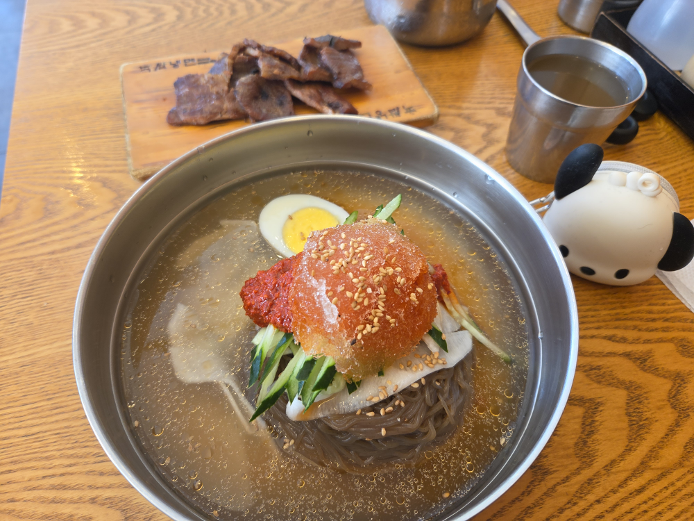 육쌈냉면 4