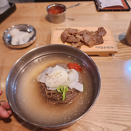 육쌈냉면 가산디지털1호점 대표 사진