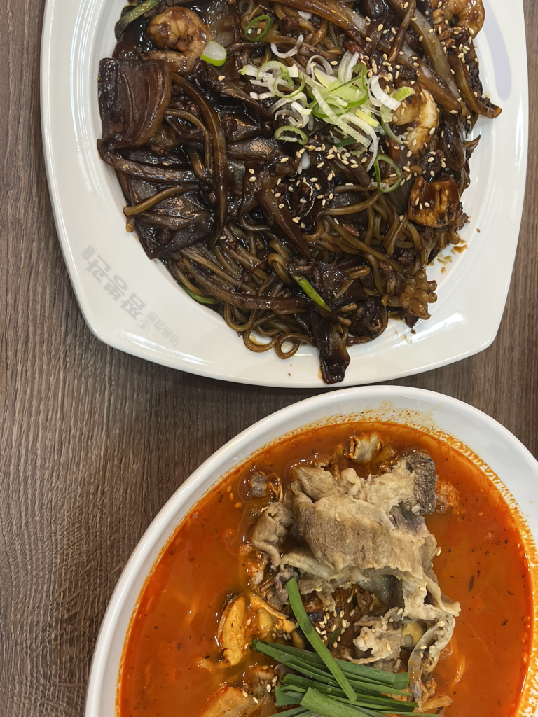 Jjampponggwan sinpungyeokjeom (짬뽕관 신풍역점) 2