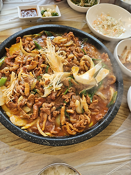 뜰담집 1