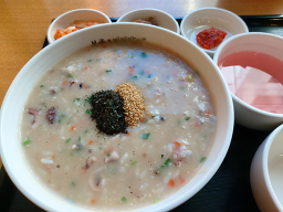 본죽&비빔밥cafe 신촌점 사진 5