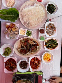 Bokeumhoetjip (복음횟집) 1