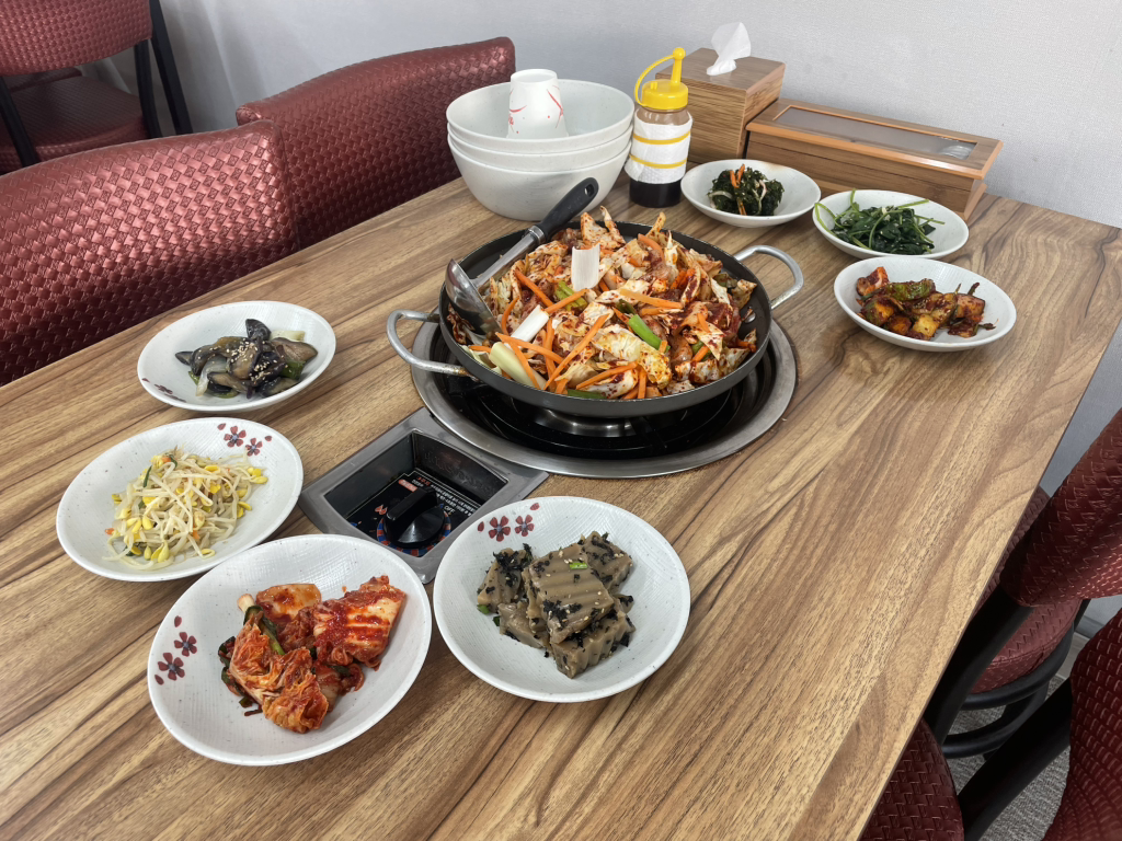 Hyeondaesikdang (현대식당) 2