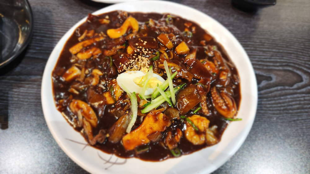 Donggyeongmandu (동경만두) 3