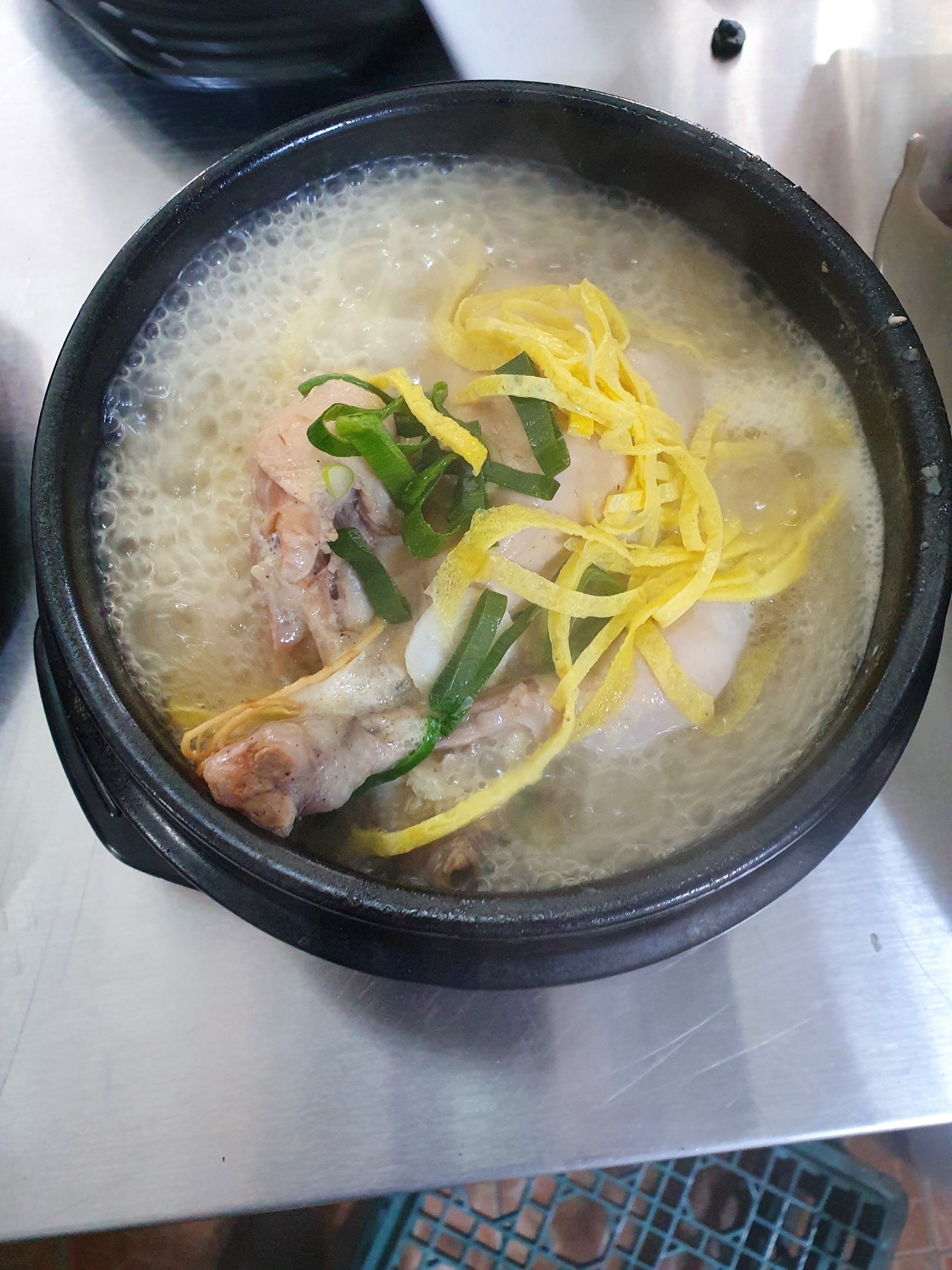 Kkumnamujangteo (꿈나무장터) 2