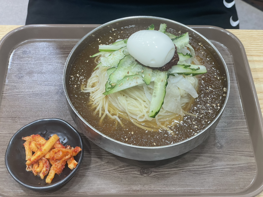 밀면엔고기 밀엔고 사진 3