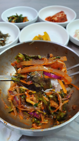 Urisikdang (우리식당) 2
