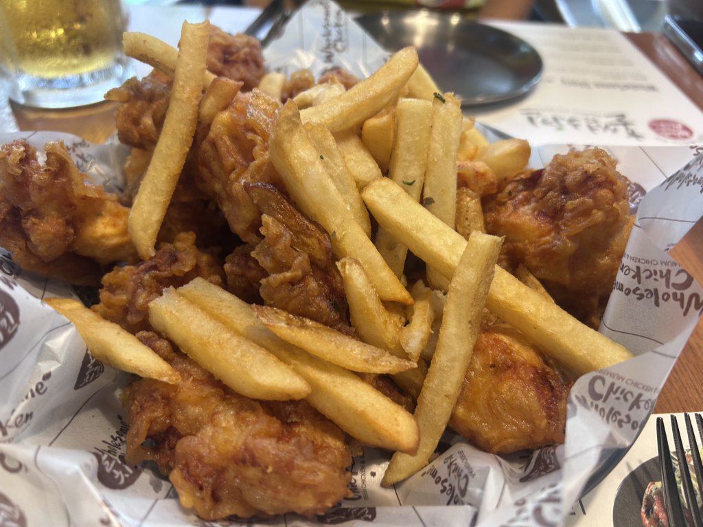 홀썸치킨 사진 4