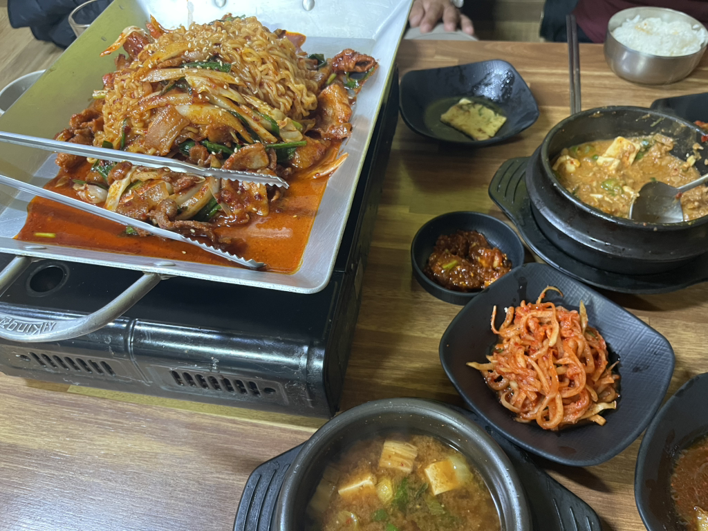 Jincheonsikdang (진천식당) 2