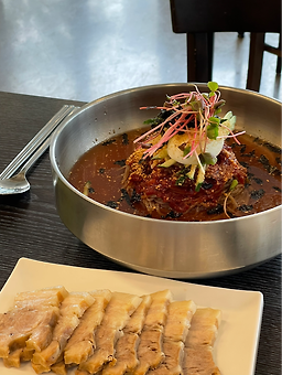 Myeonginjokbal (명인족발) 3