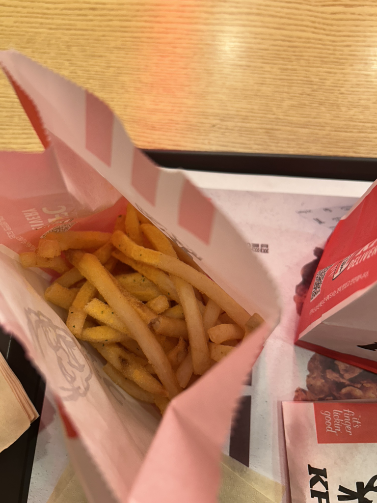 KFC 서초우성점 대표 사진