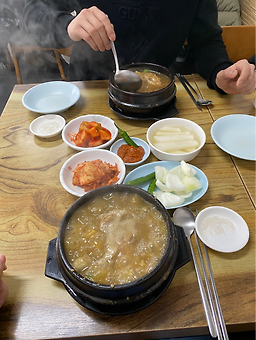 Okhachamotdak (옥하참옻닭) 1