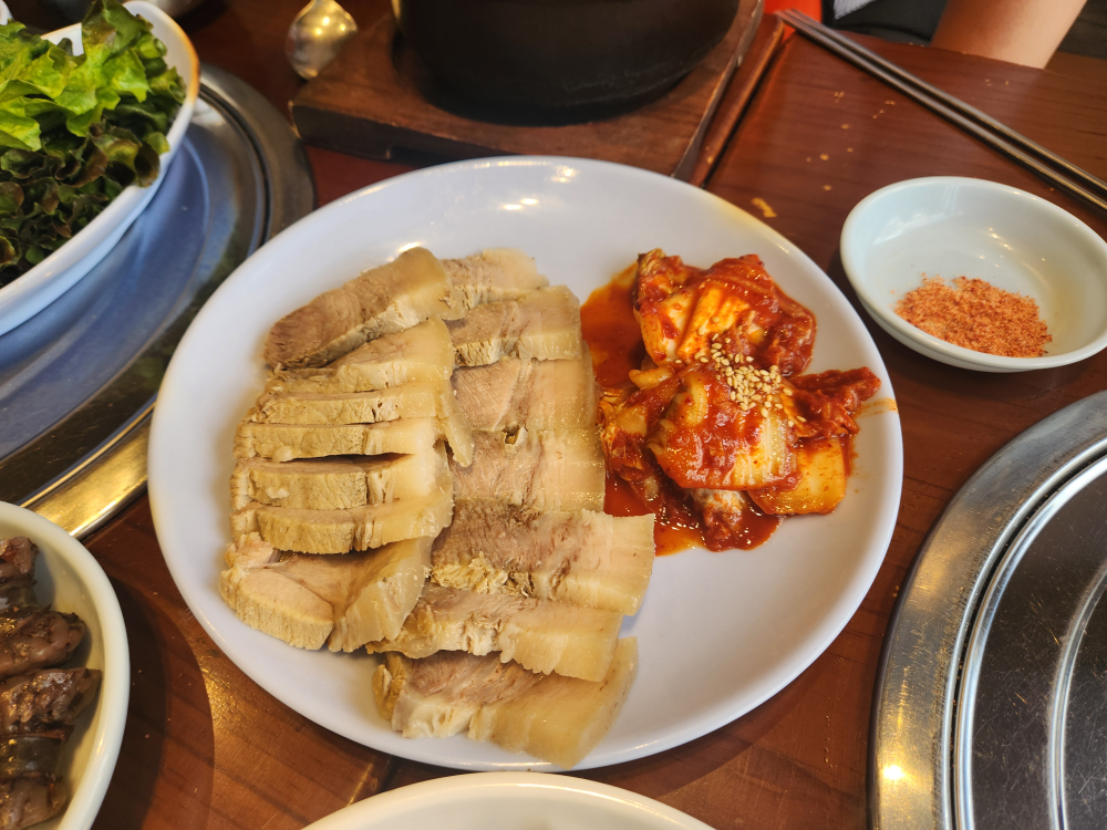 산더미미성돼지국밥 동성로점 1