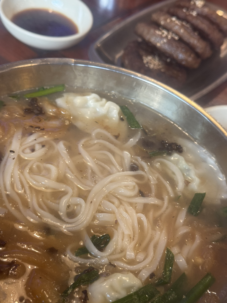 강남교자칼국수 대표 사진