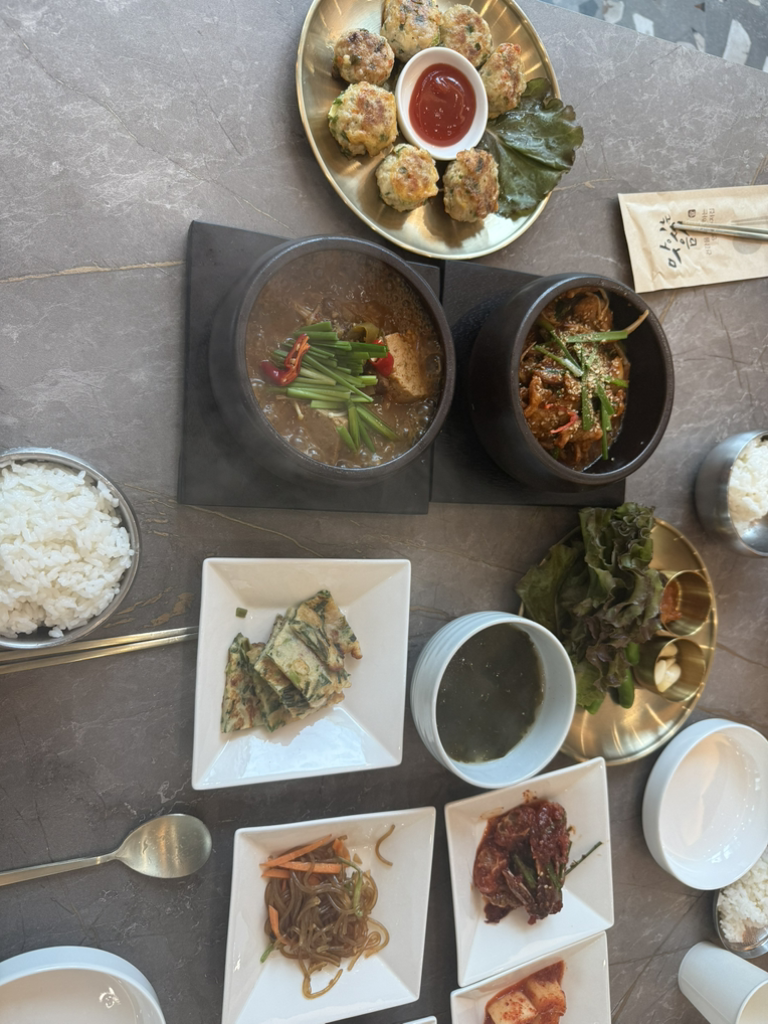 육향담 4