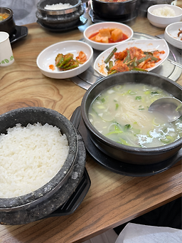 Samilseolreongtanghaejangguk (삼일설렁탕해장국) 2