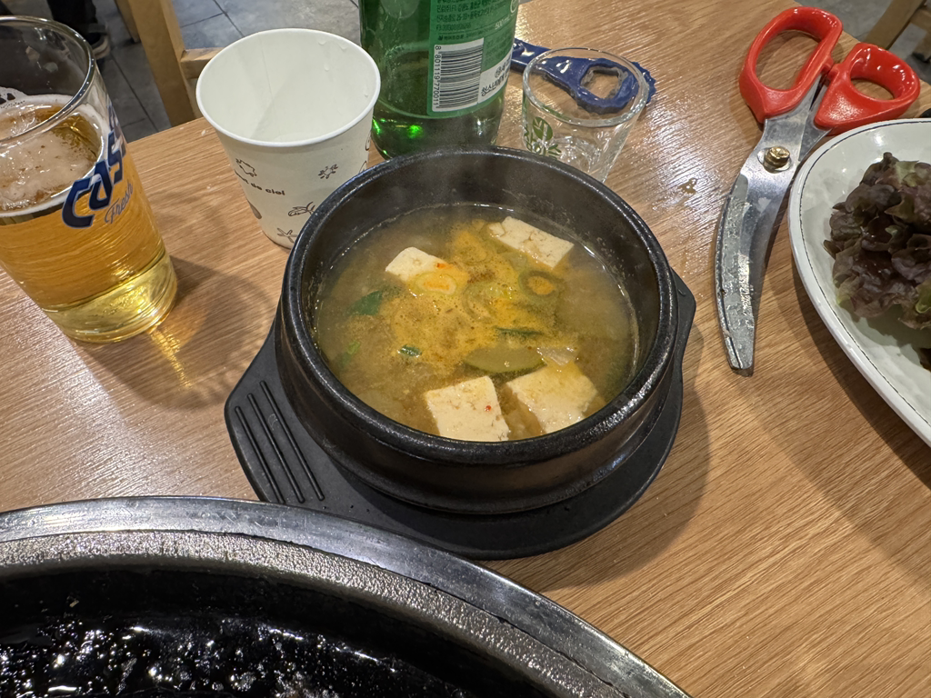 Deougaesaengpogalbi (더우개생포갈비) 1