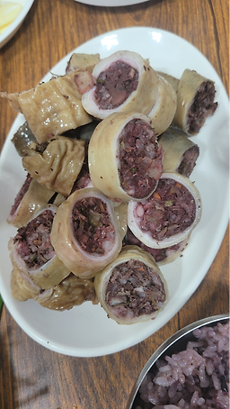 Beodeunamusundae (버드나무순대) 3