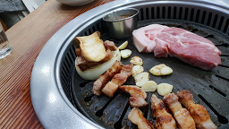 육값하네 대표 사진