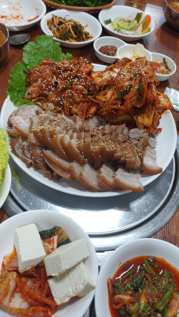 닭한마리돼지한근탕 사진 4