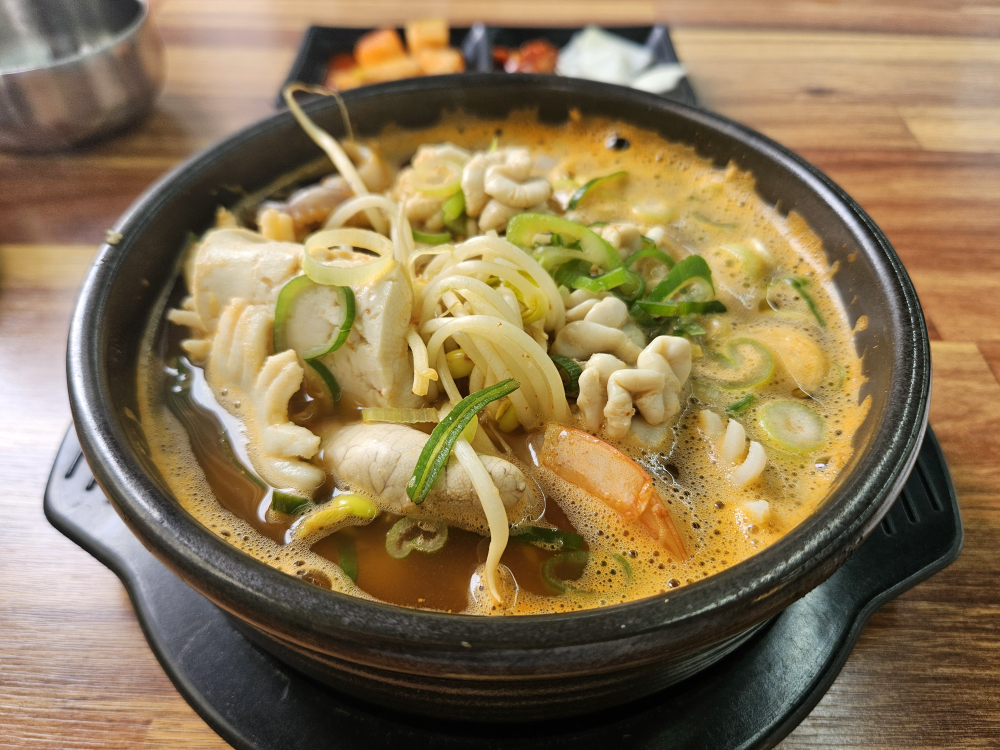 Tongyeonghaemulhaejangguk 2