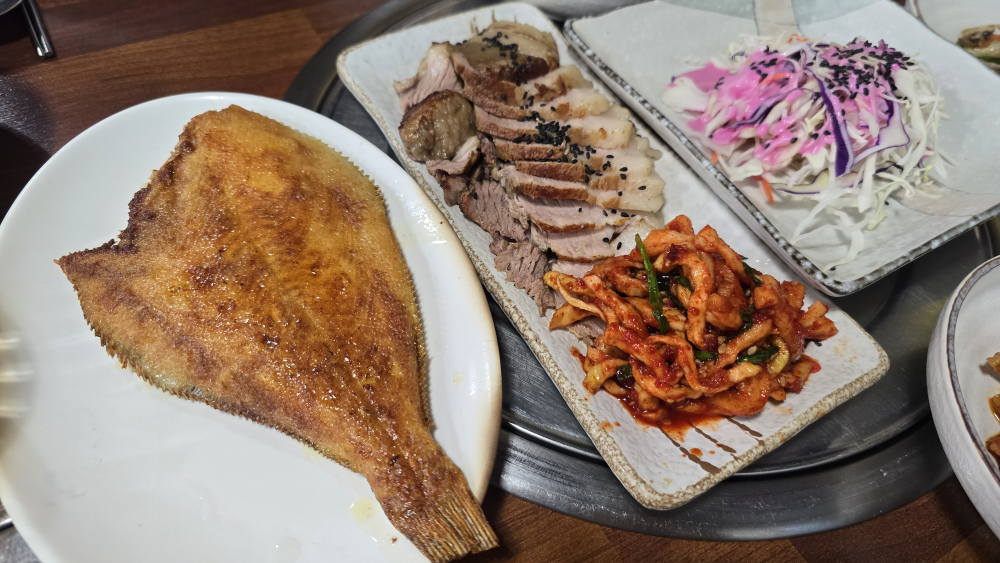 Suninesigoljip (순이네시골집) 1