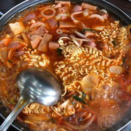 금성스테이크부대찌개 사진 5