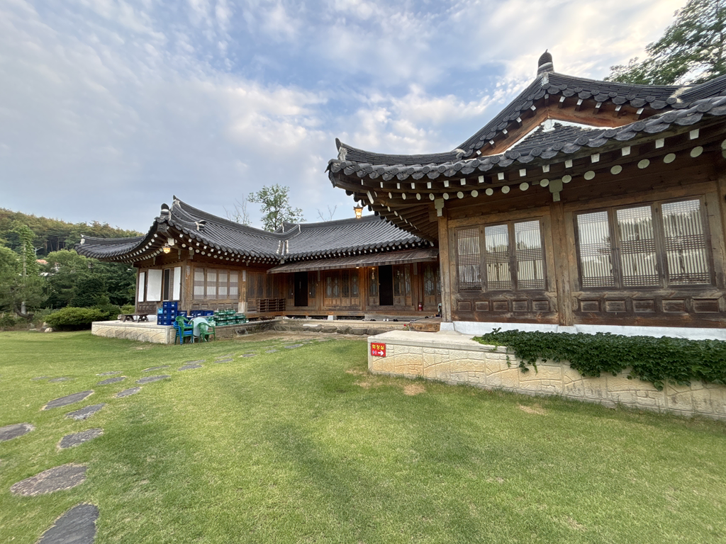 Haneulcheonttaji (하늘천따지) 1