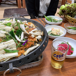 Chojeonggadeun (초정가든) 2