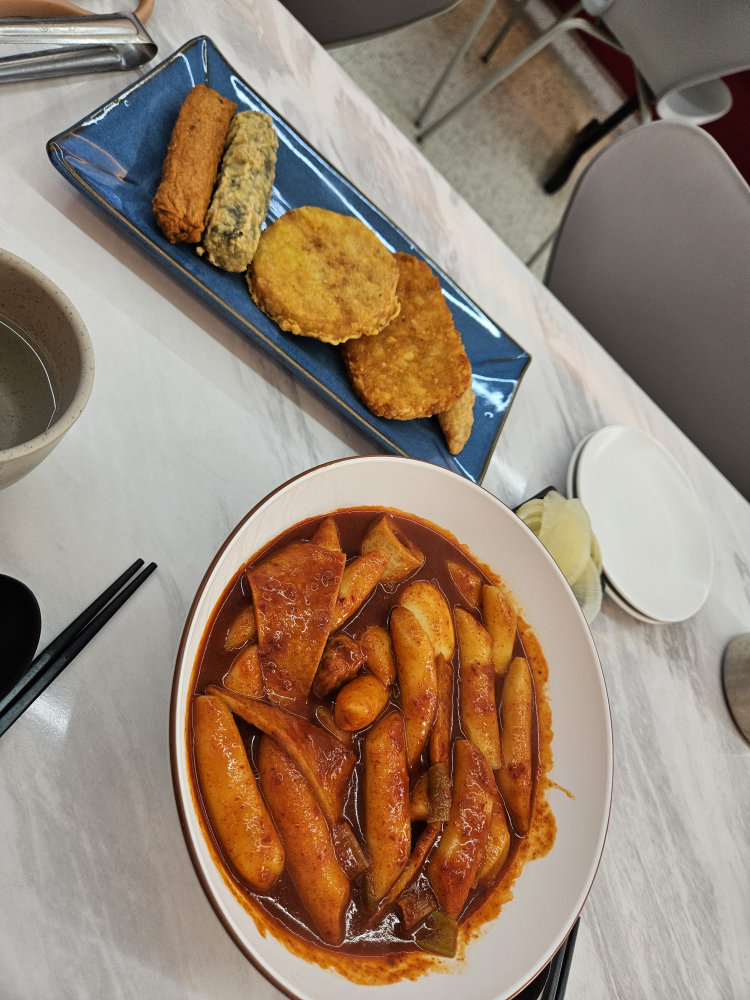 아차산매운떡볶이 수원매교점 사진 3
