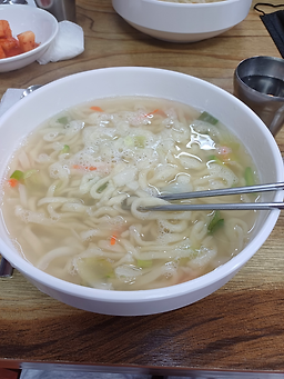 항아리칼국수 대표 사진