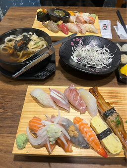 Suchobapchamchi (수초밥참치) 2
