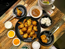 Gupnechikin dunnaejeom (굽네치킨 둔내점) 1