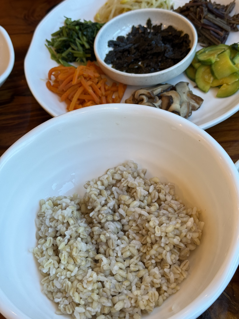 Jeongtongboribapjip 6