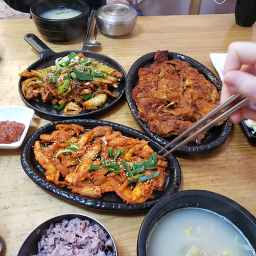 Hwanggeumbueok (황금부엌) 2