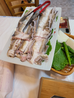 Wonjojukrimwangjokbal (원조죽림왕족발) 1