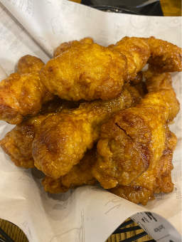 교촌치킨 팔마점 4