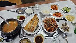Yeonggwangsikdang (영광식당) 2