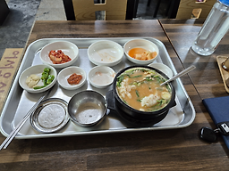 Yetnalsonsundaegukbap (옛날손순대국밥) 2