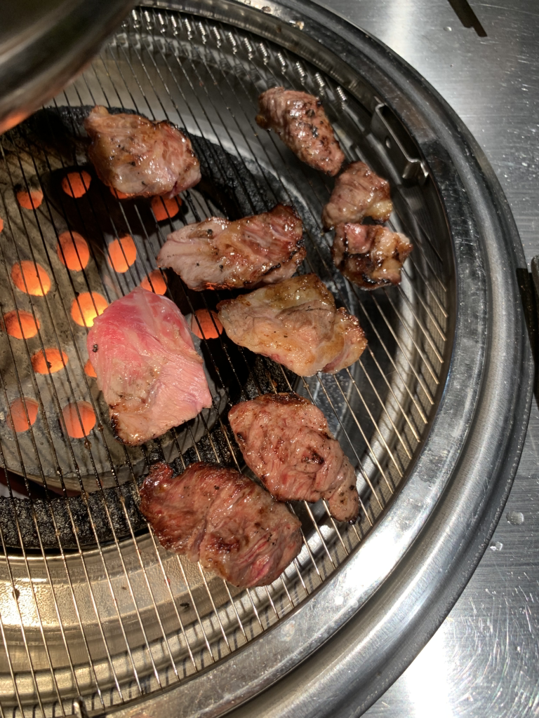 탄 대표 사진