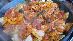 Manyeouidakgalbi (마녀의닭갈비) 2