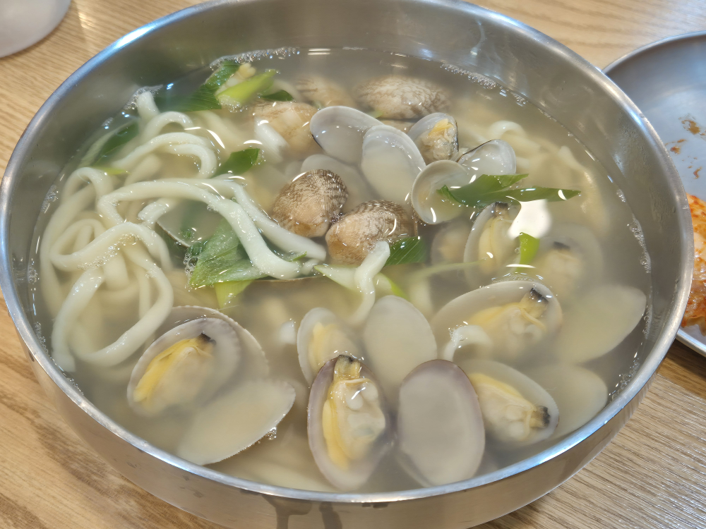 Daewonkalguksu 4