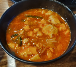 Donijokbal (도니족발) 3