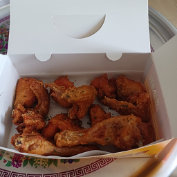 Todamyetnaltongdakgocheonjeom (토담옛날통닭고천점) 1