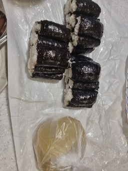 Hanilgimbapjukrimbonjeom (한일김밥죽림본점) 1