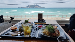 유니식탁 사진 5